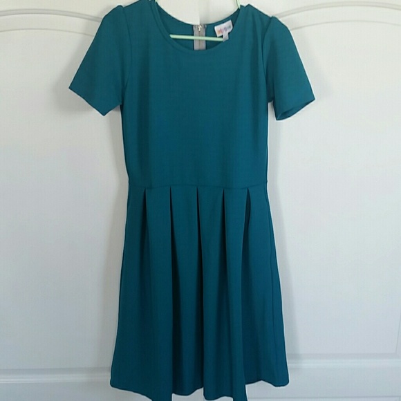 NWT Lularoe Amelia