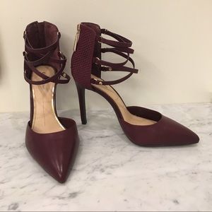 NEW Gianni Bini strappy high heel red burgundy