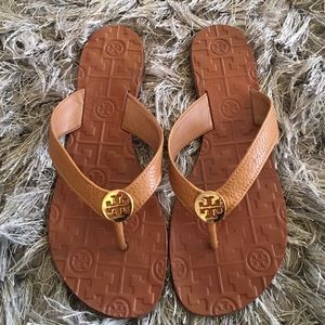 Tory Burch royal tan Flip flop sz 7