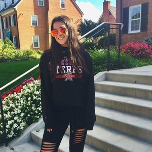 Meet your Posher, Allison