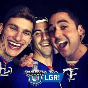 Meet your Posher, Harris