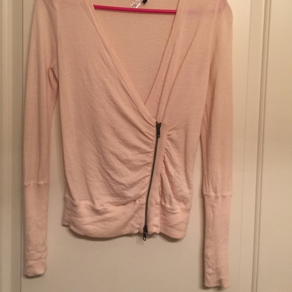 Ballerina pink sweater .