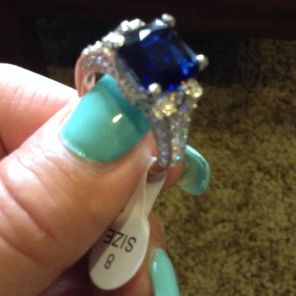 🚨Sold Out🚨 - Picture 3 of 4