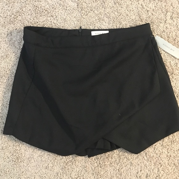 Envelope skort