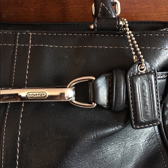 Authentic Coach leather bag - Picture 3 of 4