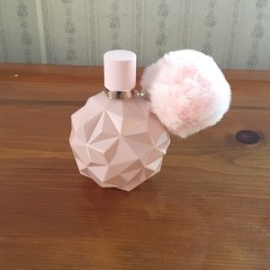 Ariana grande sweet like candy perfume