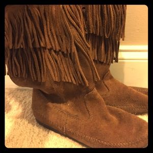 Size 8 Minnetonka Moccasin Boots