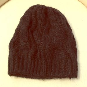 Black knitted slouchy beanie