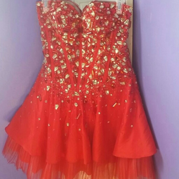 Sort Red Strapless Jeweled Prom Dress