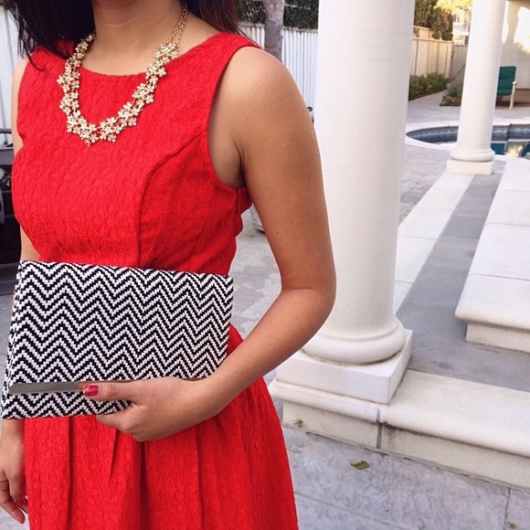 Holiday dress + necklace