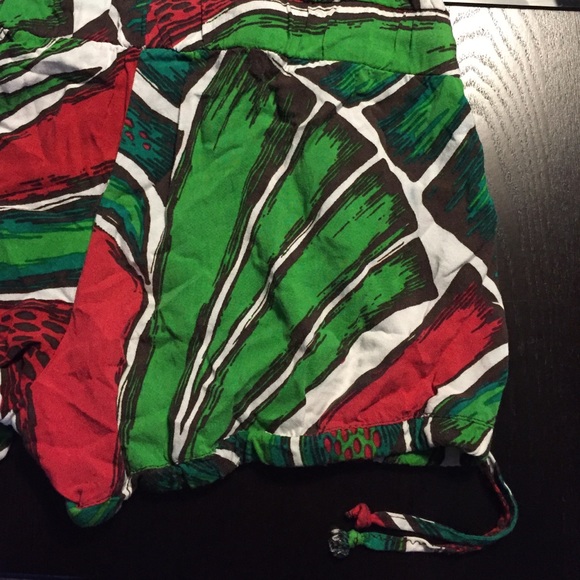 Multi-colored romper. - Picture 3 of 3