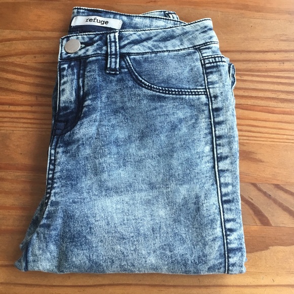 Refuge Stretchy Skinny Size 0