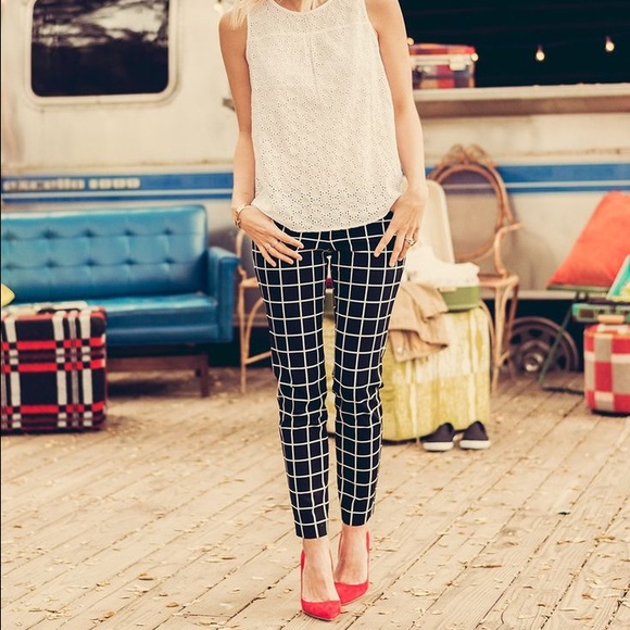 Never worn old navy print pants