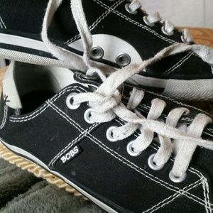 BOBS from Sketchers black sneakers