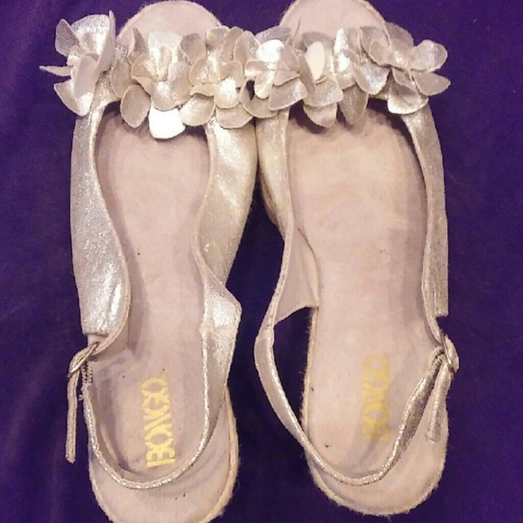 Gently Used Size 10 Bongo Wedges with Flowers