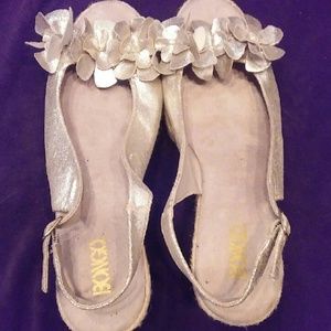 Gently Used Size 10 Bongo Wedges with Flowers