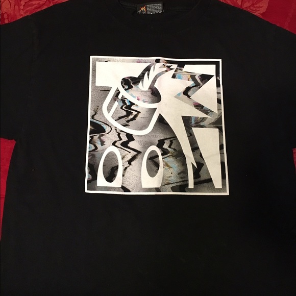 Hundreds box shirt