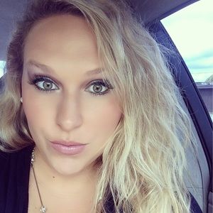 Meet your Posher, Mikka