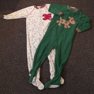 Set of 2. Boys full zip footy pajamas.
