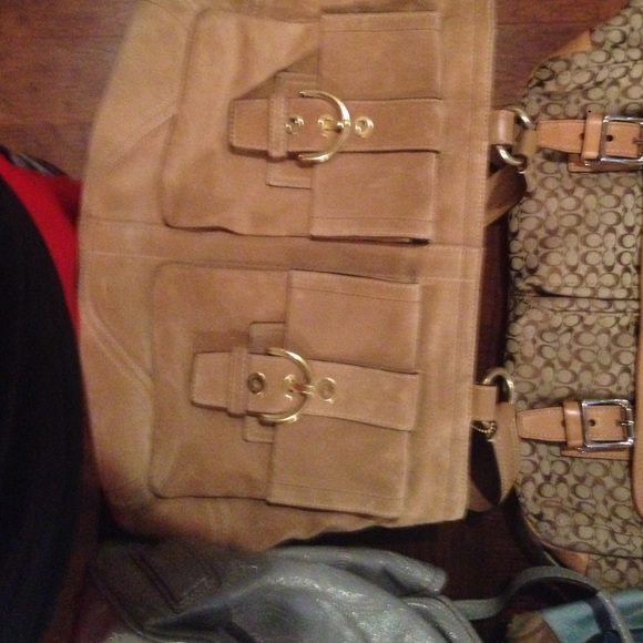 1 coach lap top bag , 3 coach purses. - Picture 3 of 4