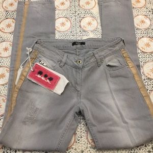 Patrizia Pepe Distressed Jeans, SZ 26, NWT, Gray