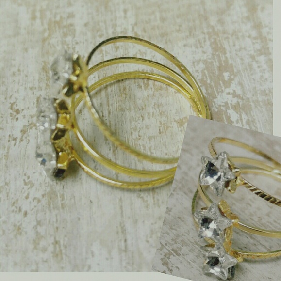 Crystal Star Gold Spiral Ring - Picture 2 of 6