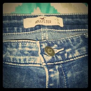 SALE!!! Hollister jeggings. Like new.