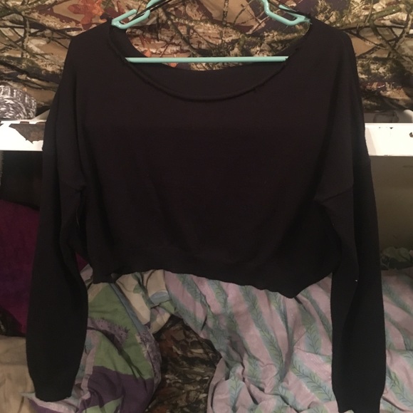 Crop sweater