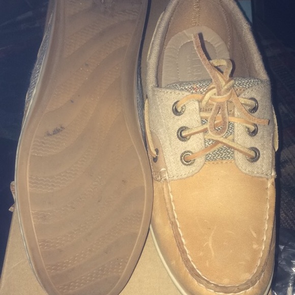 Sperrys - Picture 3 of 4