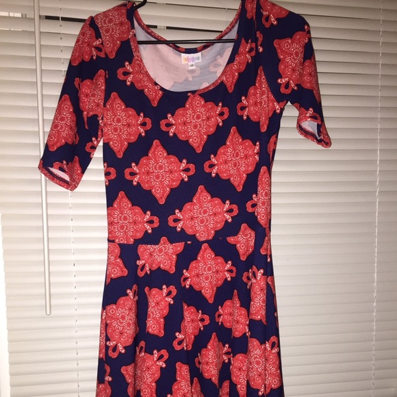LuLaRoe Nicole sz medium