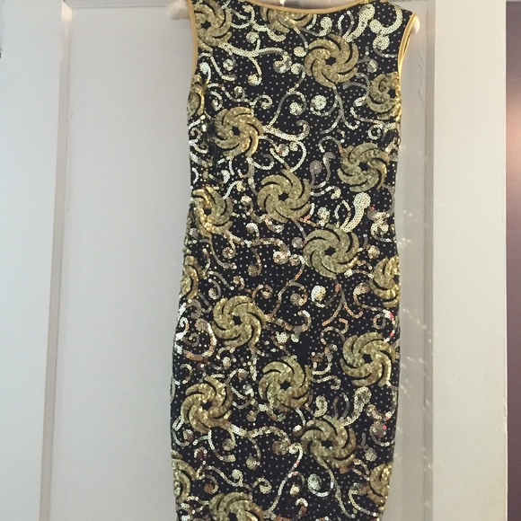Backless sequin holiday dress!