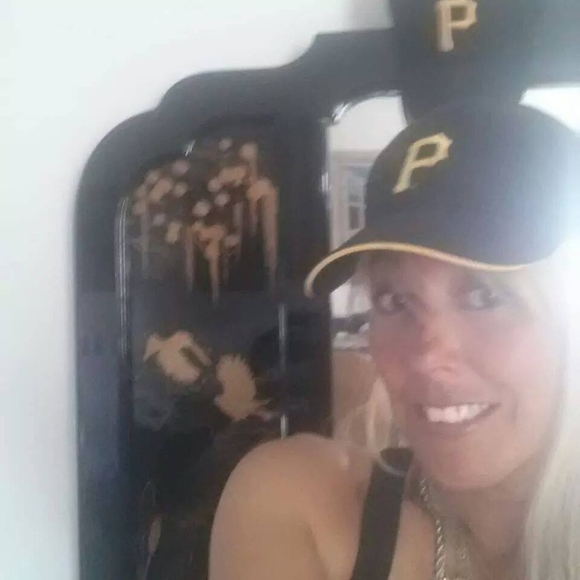 Meet your Posher, Beach