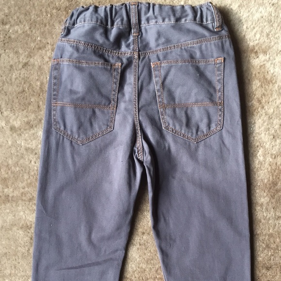 Jeans - Picture 2 of 4