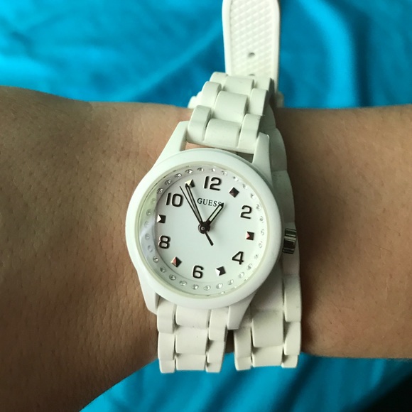 White Guess wrap around watch - Picture 2 of 4