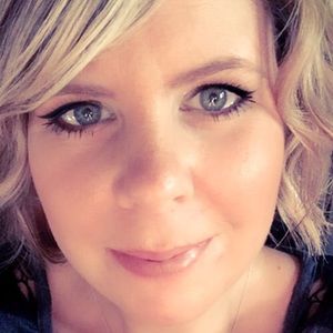 Meet your Posher, Carla