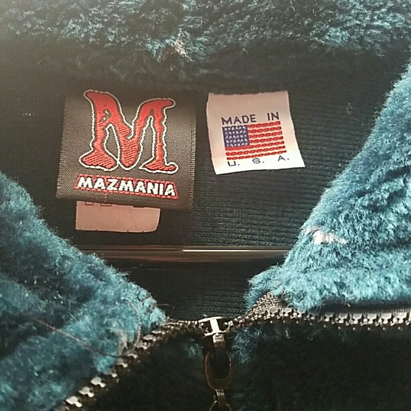 Cozy wolf jacket - Picture 3 of 4