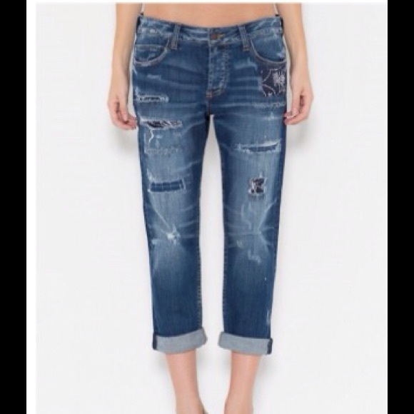 Distressed Boyfriend Jeans - Picture 2 of 3