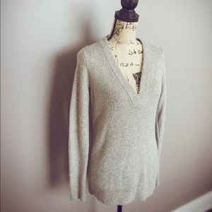 Abercrombie & Fitch Super soft sweater!!
