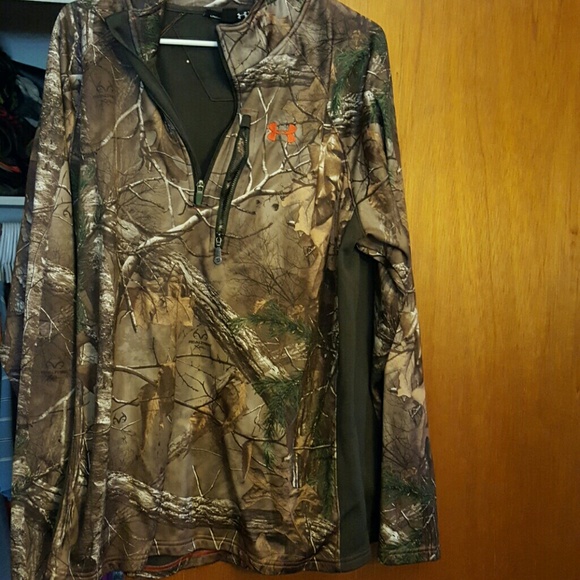 Under Armour Camo Sweat Shirt