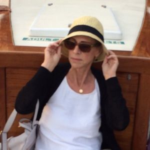 Meet your Posher, Karen