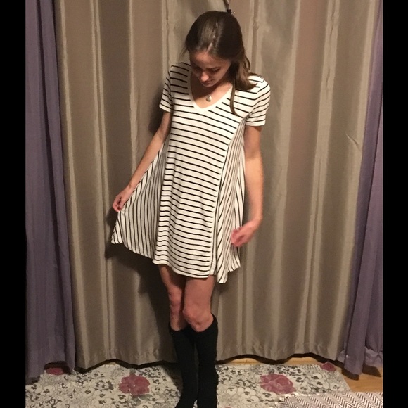 ๐ ZARA ๐ Striped Dress - Picture 3 of 3