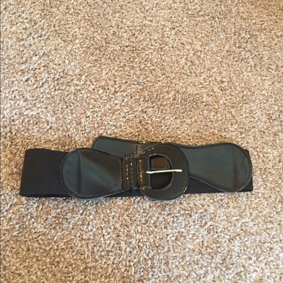 Rue 21 Ruffley Mini Skirt with Belt included!!*** - Picture 2 of 2