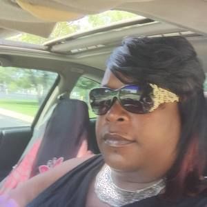 Meet your Posher, Toni