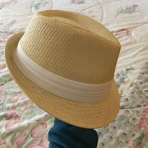 Guess fedora