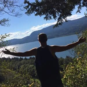 Meet your Posher, Mikey