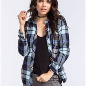 BDG plaid flannel button down Small