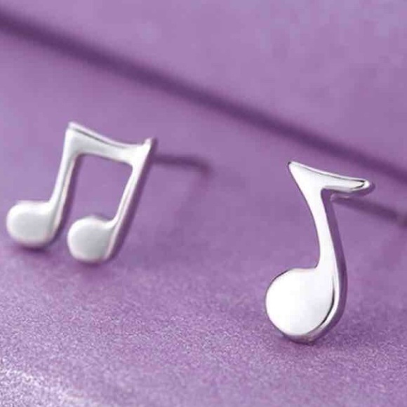 Music note stud earrings 🎶 - Picture 3 of 4