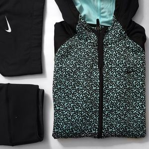 Nike Therma-Fit Hoodie