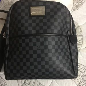 Meet your Posher, Vincent