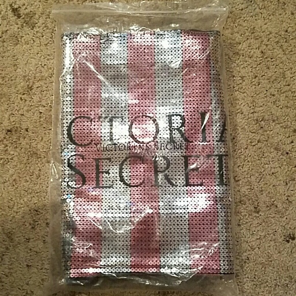 *Was $35* VS bling tote
